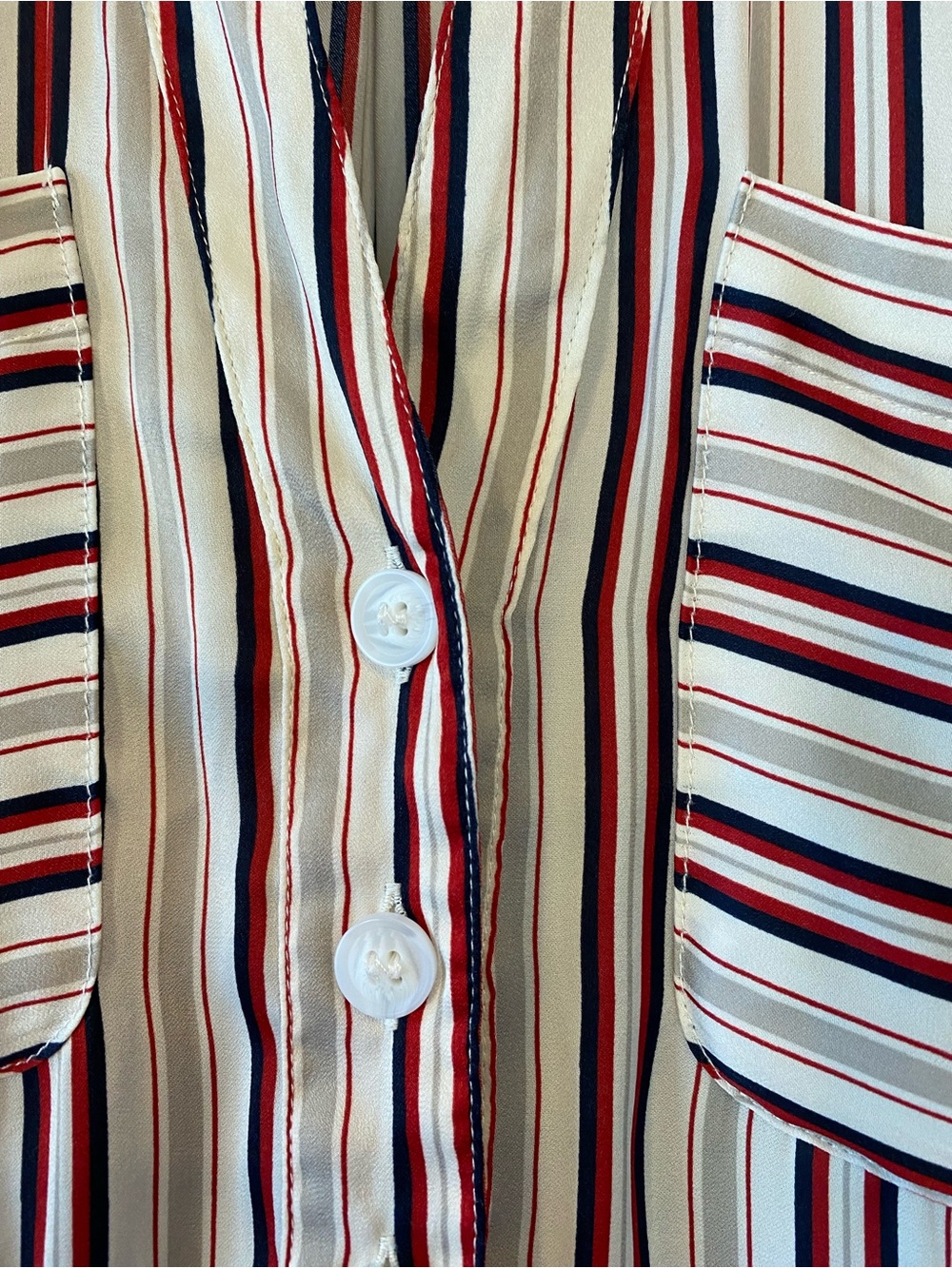 Free People Womens Mad About You V-Neck Button Down Silky Striped Blouse
Size XS - Picture 4 of 15